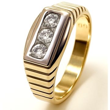 Eleganter Herrenring mit 3 Brillanten