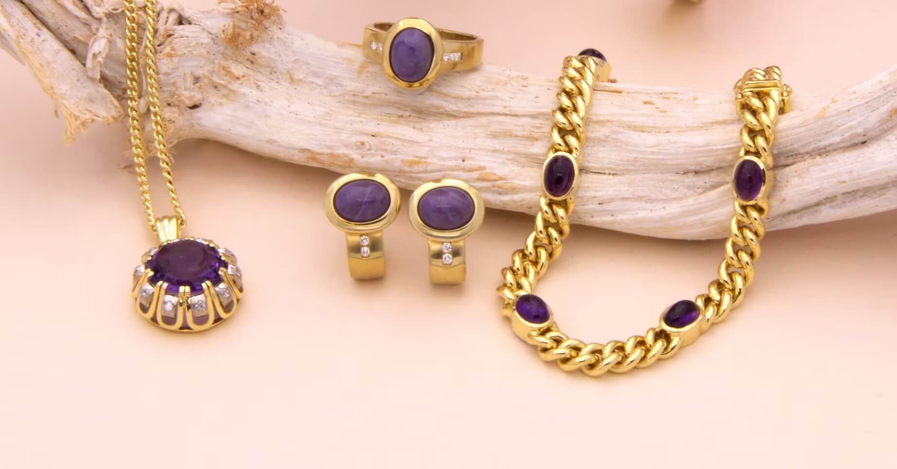 Kollektion von Amethyst-Schmuck